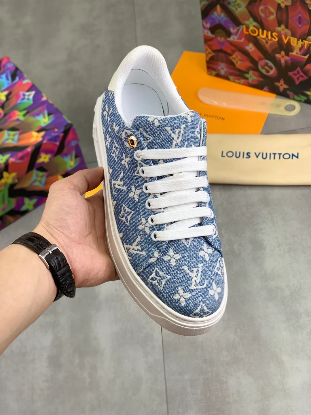 Men's men's shoes💰P520💰[New model]🆘High quality cowhide [Louis Vuitton]LV official website latest model🎁casual and fashionable men's shoes👟hot style💥simple and elegant style, exclusive for trendy men. Unique official website latest brand elements👑original decoration, fashionable and generous, the fabric is made of original denim➕comfortable and breathable mesh lining➕cow leather feet ✅The official website specifies wear-resistant casual outsole, the classic model is taken in real life🎬Color: 6️⃣colors available😍Number of codes: 38-44 Full set of packaging